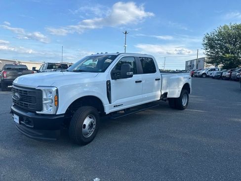 Used 2024 Ford F350 XL w/ XL Driver Assist Package AWD/4WD image 3