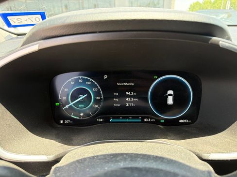 Used 2021 Hyundai Santa Fe Blue AWD/4WD image 2