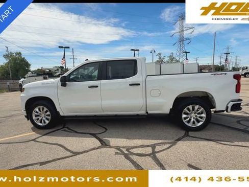 Certified 2022 Chevrolet Silverado 1500 Custom AWD/4WD image 5