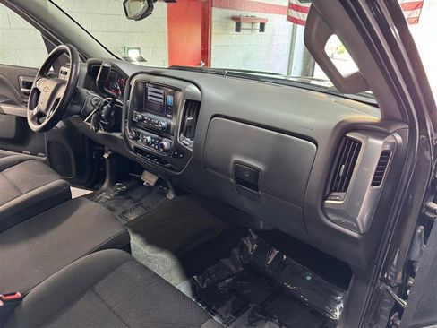 Used 2018 Chevrolet Silverado 1500 LT w/ All Star Edition AWD/4WD image 14