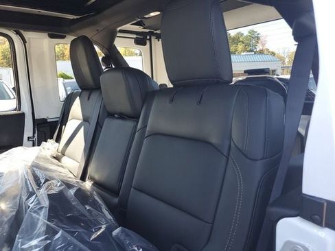 New 2026 Jeep Wrangler Unlimited Sahara AWD/4WD image 13