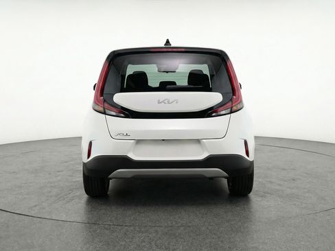 Used 2025 Kia Soul LX w/ LX Technology Package FWD image 7