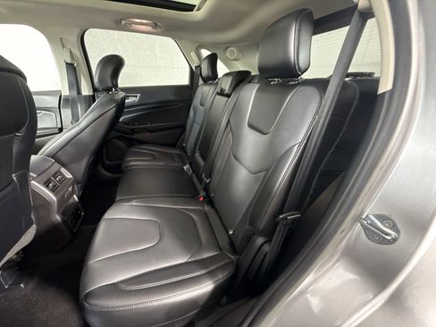 Used 2017 Ford Edge Titanium w/ Equipment Group 301A image 27