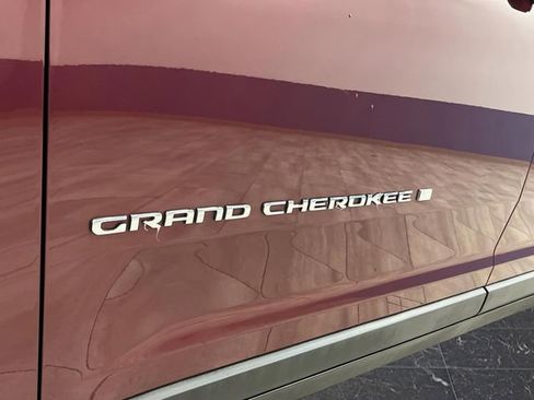 Used 2021 Jeep Grand Cherokee L Limited image 37