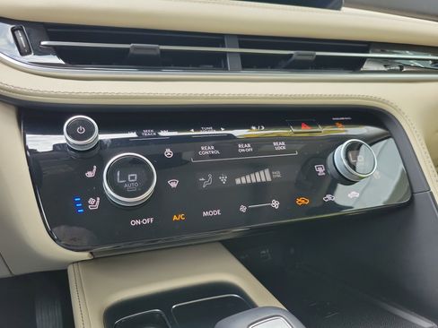 Certified 2024 INFINITI QX60 Sensory w/ Vision Package image 23