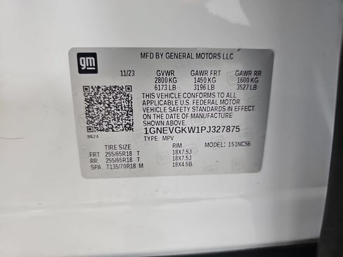 Used 2023 Chevrolet Traverse LT w/ LPO, Floor Liner Package AWD/4WD image 42