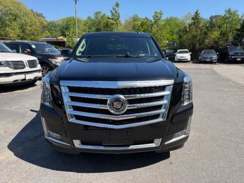 Used 2015 Cadillac Escalade ESV Premium image 7