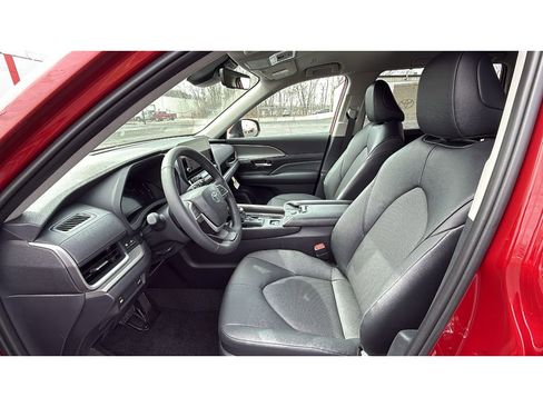 New 2026 Toyota Grand Highlander XLE image 29