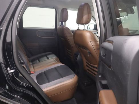 Used 2021 Ford Bronco Sport Outer Banks w/ Outer Banks Package (96D) AWD/4WD image 17