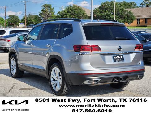 Used 2023 Volkswagen Atlas SE w/ Panoramic Sunroof Package AWD/4WD image 6
