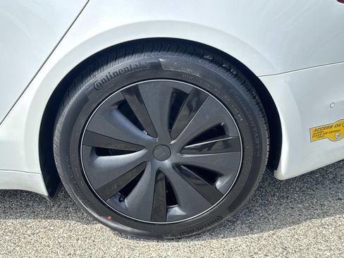 Used 2021 Tesla Model S Plaid AWD/4WD image 8