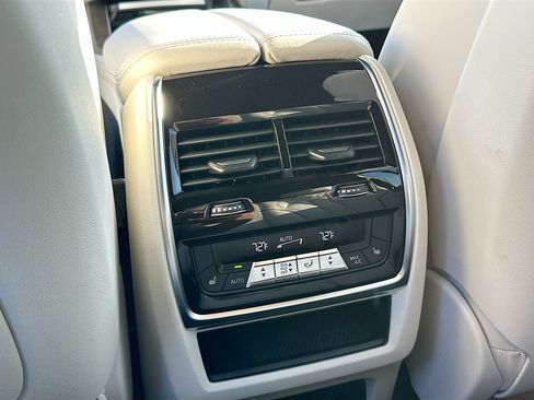 New 2027 BMW X7 xDrive40i w/ Executive Package AWD/4WD image 19