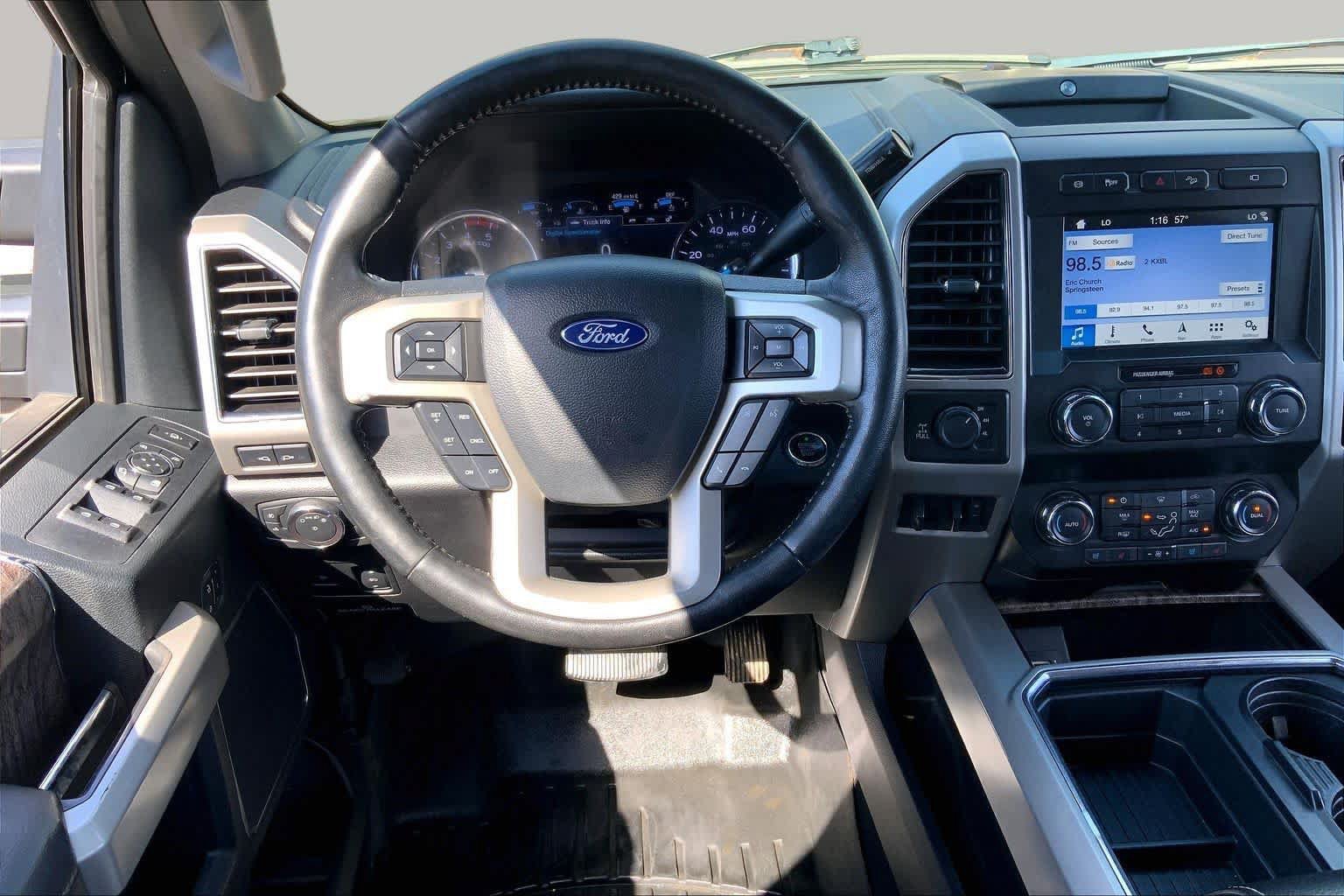 Used 2019 Ford F250 Lariat w/ Lariat Ultimate Package AWD/4WD image 6