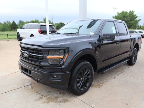 New 2026 Ford F150 XLT w/ Equipment Group 302A MID AWD/4WD image 12