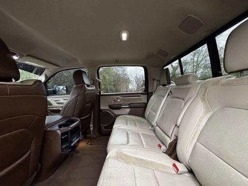 Used 2019 RAM 1500 Laramie image 14