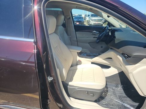 Used 2023 Buick Envision Avenir FWD image 11