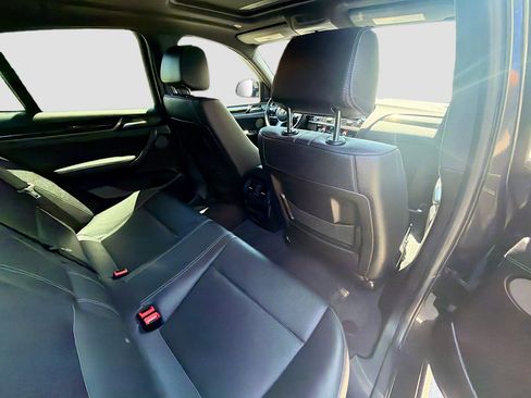 Used 2018 BMW X4 M40i image 29