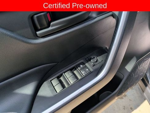 Certified 2025 Toyota RAV4 LE AWD/4WD image 10