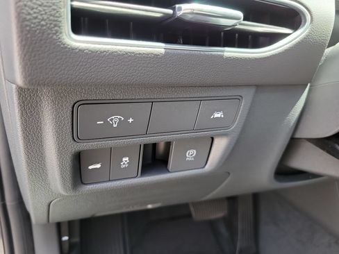 Certified 2022 Hyundai Sonata Limited FWD image 26