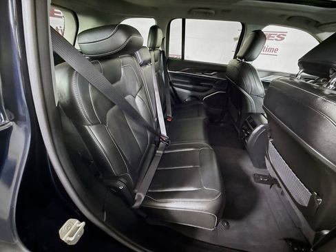 Used 2023 Jeep Grand Cherokee 4WD 4xe image 33