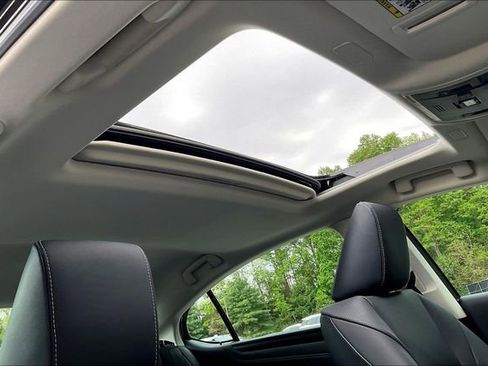 Certified 2024 Lexus ES 250 w/ Premium Package AWD/4WD image 27