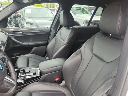 Used 2022 BMW X3 M40i w/ Parking Assistance Package AWD/4WD image 9