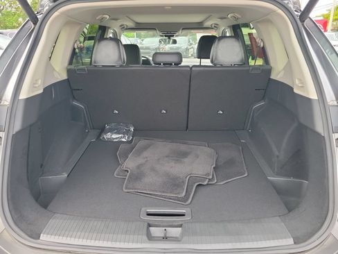 Certified 2023 Nissan Rogue SV w/ SV Premium B Package FWD image 11