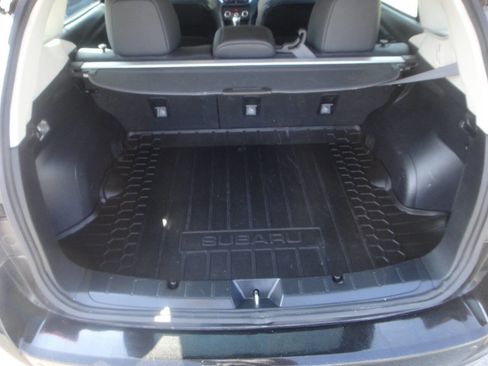 Used 2019 Subaru Impreza 2.0i Limited image 14