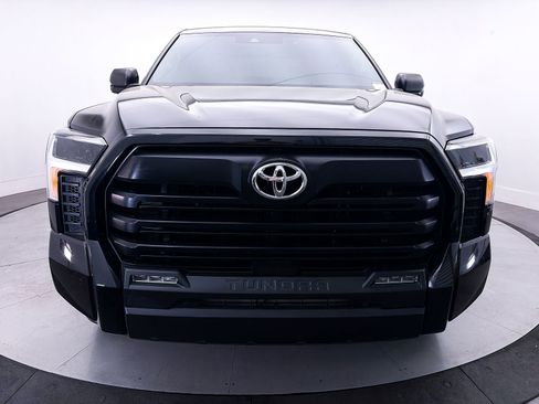 Used 2023 Toyota Tundra SR5 w/ SR5 Premium Package AWD/4WD image 10
