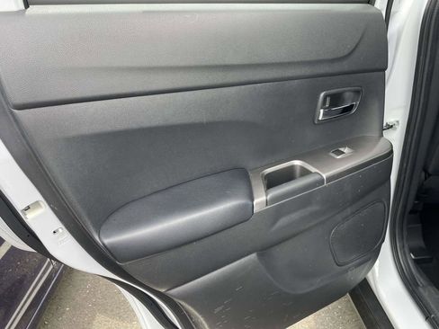 Used 2024 Mitsubishi Outlander Sport ES AWD/4WD image 11