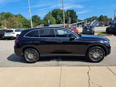 Used 2023 Mercedes-Benz GLC 300 4MATIC image 7