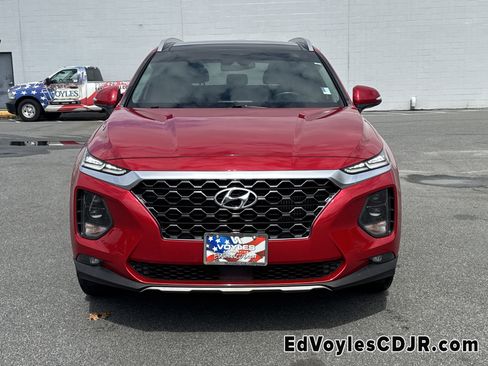Used 2020 Hyundai Santa Fe SEL image 2