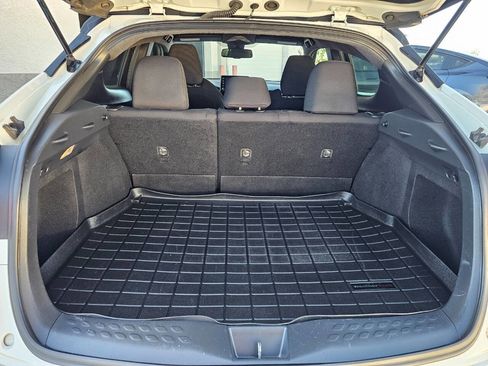 Used 2019 Toyota C-HR XLE image 14