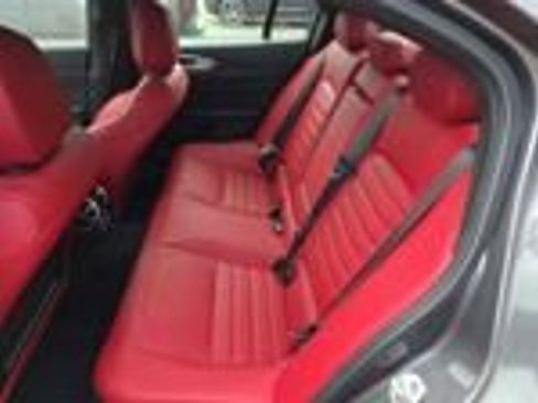Used 2024 Alfa Romeo Giulia Veloce AWD/4WD image 10