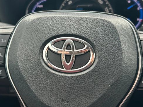 Used 2021 Toyota RAV4 XSE AWD/4WD image 36