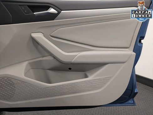 Used 2020 Volkswagen Jetta S w/ Driver Assistance Package image 28