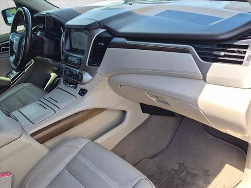 Used 2019 GMC Yukon XL Denali w/ Denali Ultimate Package RWD image 22