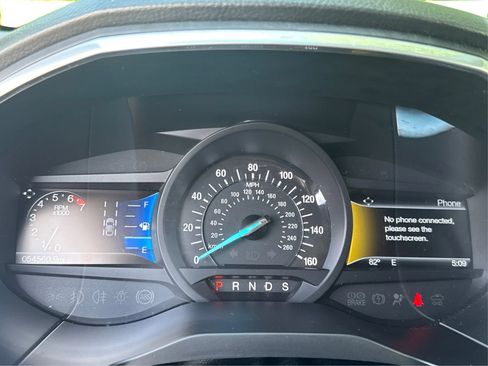 Used 2017 Ford Edge Titanium w/ Equipment Group 302A AWD/4WD image 20
