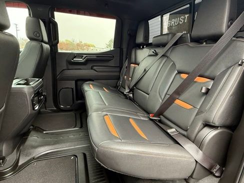 Used 2024 GMC Sierra 1500 AT4 w/ Technology Package image 14