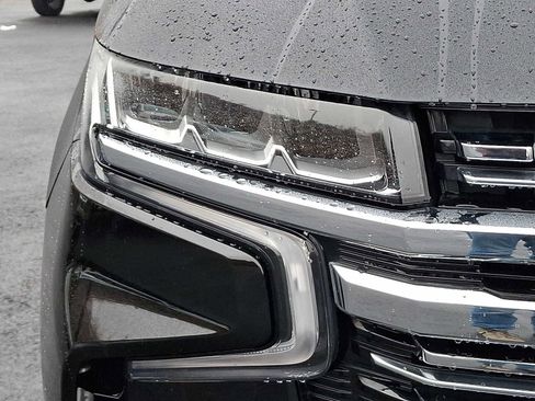 Used 2023 Chevrolet Tahoe Premier image 10