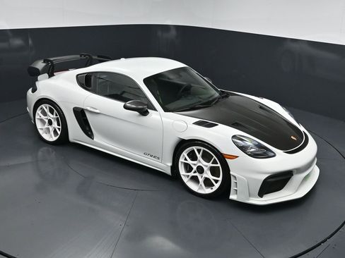 Certified 2024 Porsche 718 Cayman GT4 RS RWD image 18