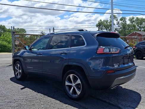 Used 2019 Jeep Cherokee Limited AWD/4WD image 4