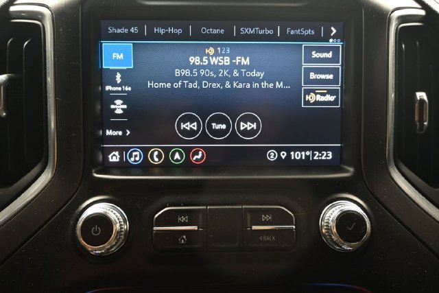 Used 2021 GMC Sierra 1500 AT4 w/ Technology Package AWD/4WD image 14