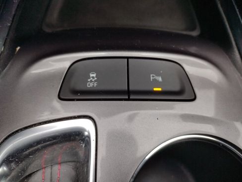 Used 2022 Chevrolet Malibu RS image 21