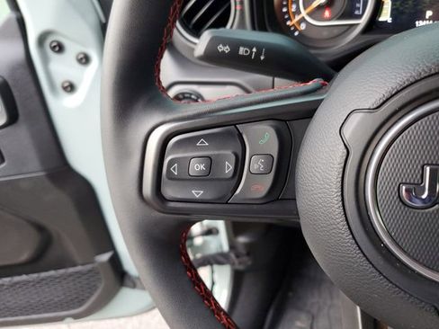 Used 2024 Jeep Wrangler Unlimited Rubicon AWD/4WD image 28
