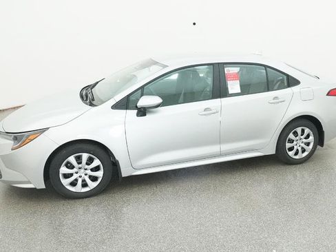 New 2026 Toyota Corolla LE image 8