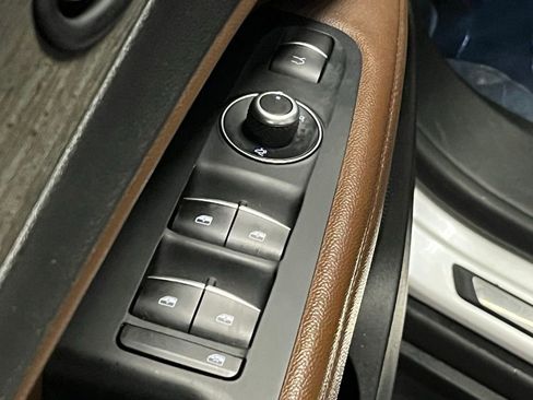 Used 2018 Alfa Romeo Stelvio Ti AWD/4WD image 16