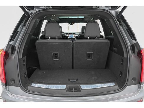 Used 2025 Cadillac XT6 Premium Luxury w/ Technology Package image 57