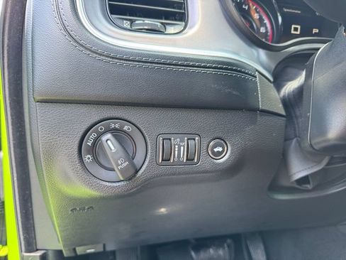 Used 2019 Dodge Charger GT RWD image 24
