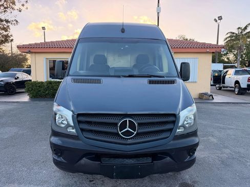 Used 2018 Mercedes-Benz Sprinter 2500 image 11